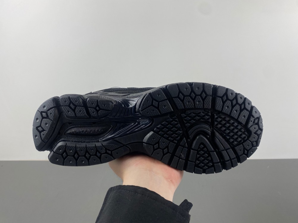 New Balance M1906RWF