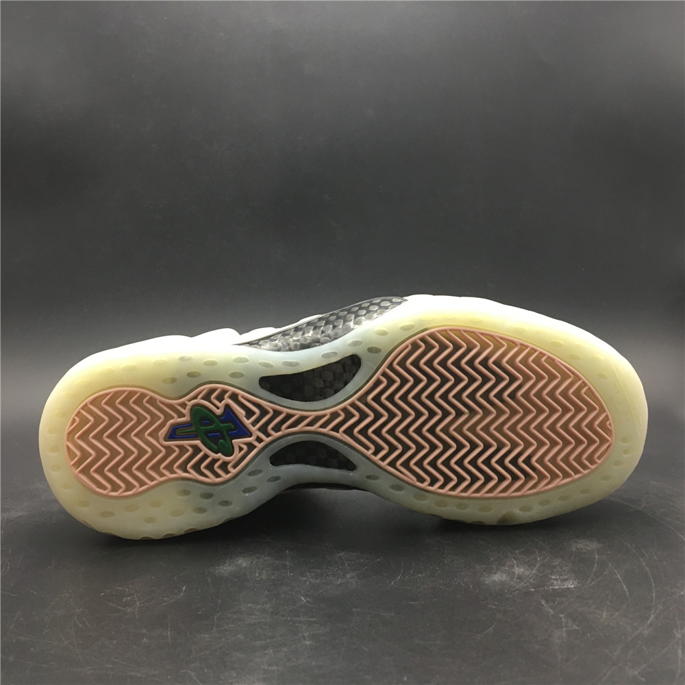 Nike Air Foamposite AA3963-200