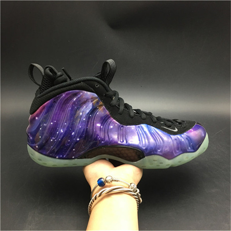 Nike Air Foamposite 521286-800