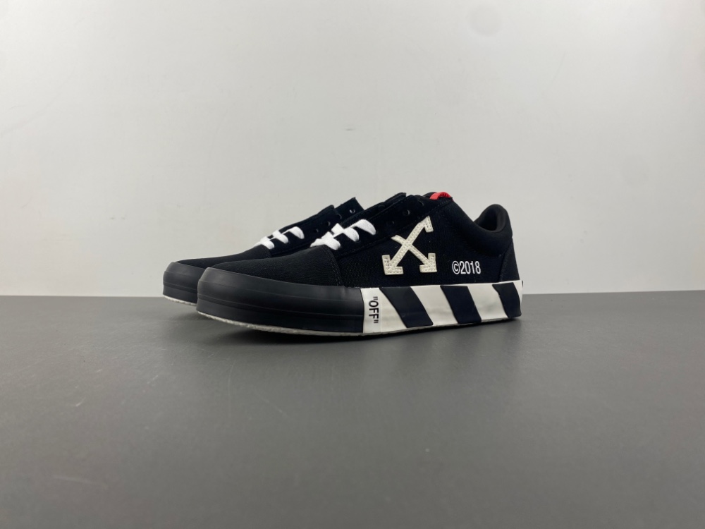 OFF-WHITE Vulc Low Updated Stripes Black