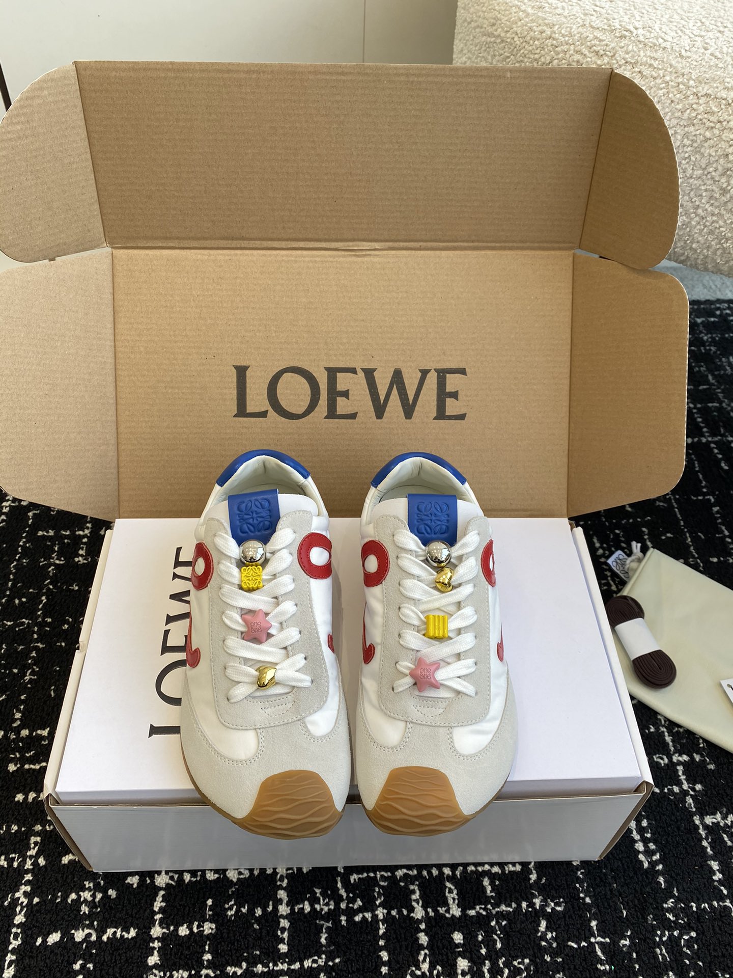 Loewe Sneakers