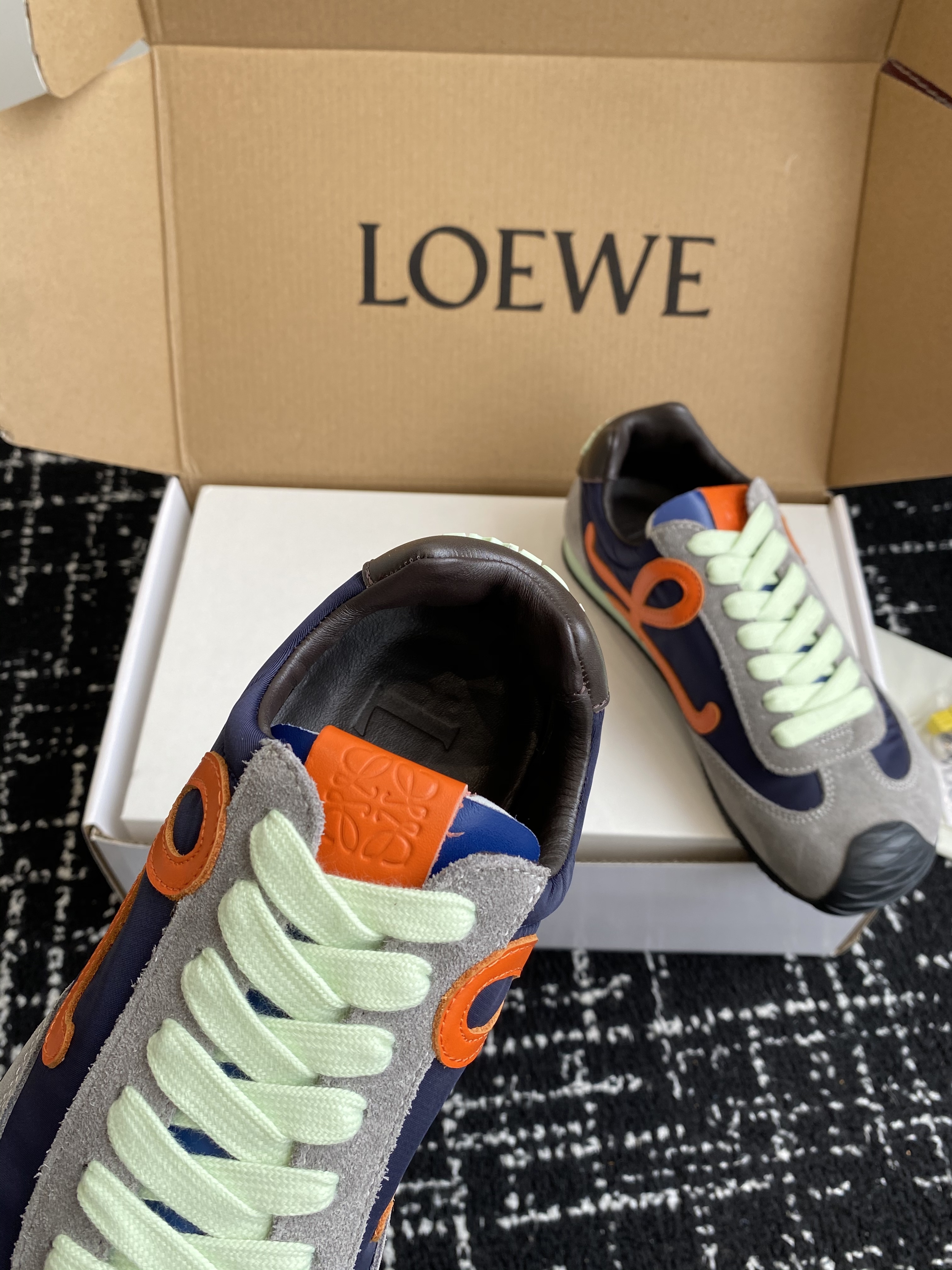 Loewe Sneakers