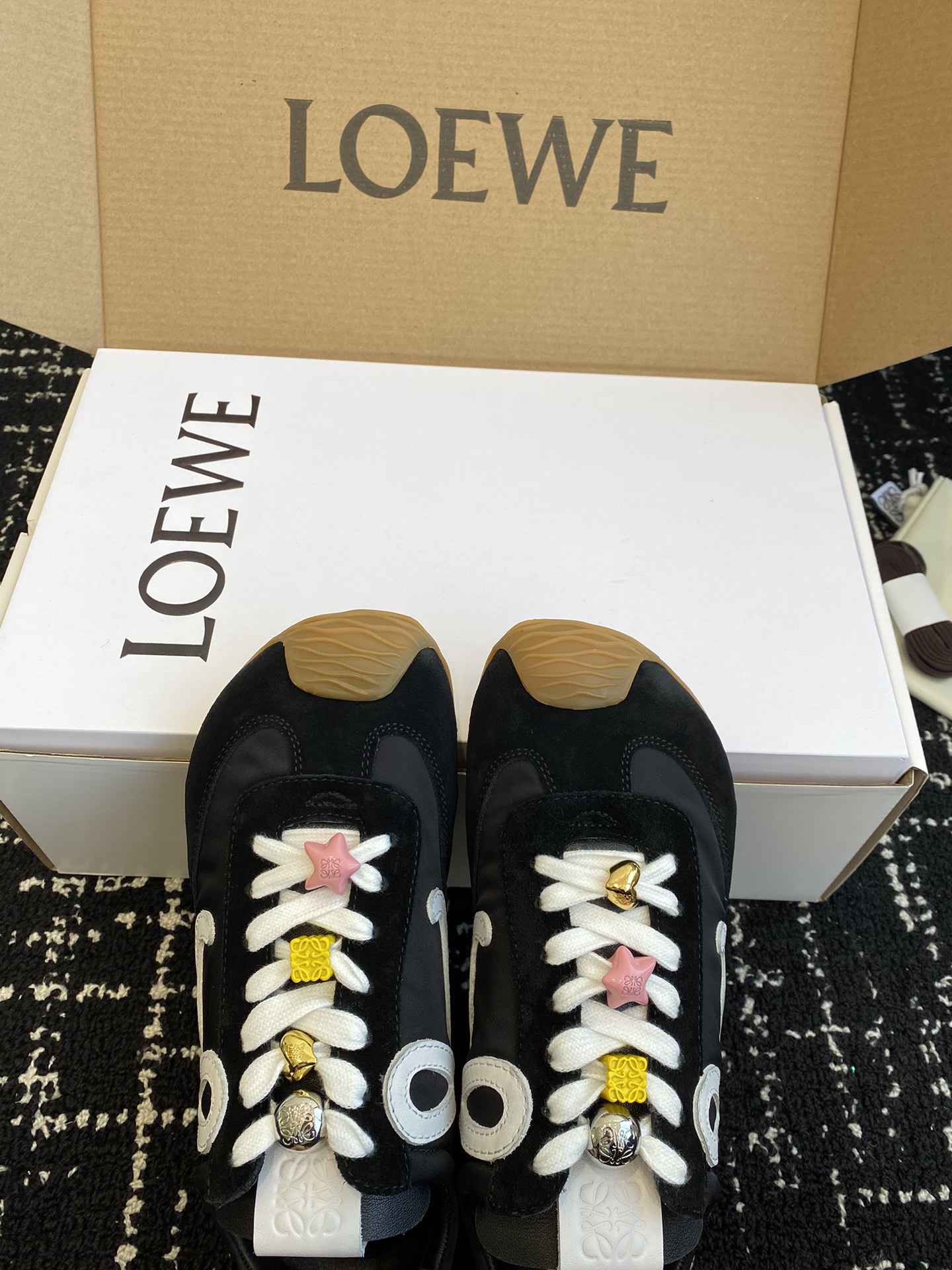 Loewe Sneakers