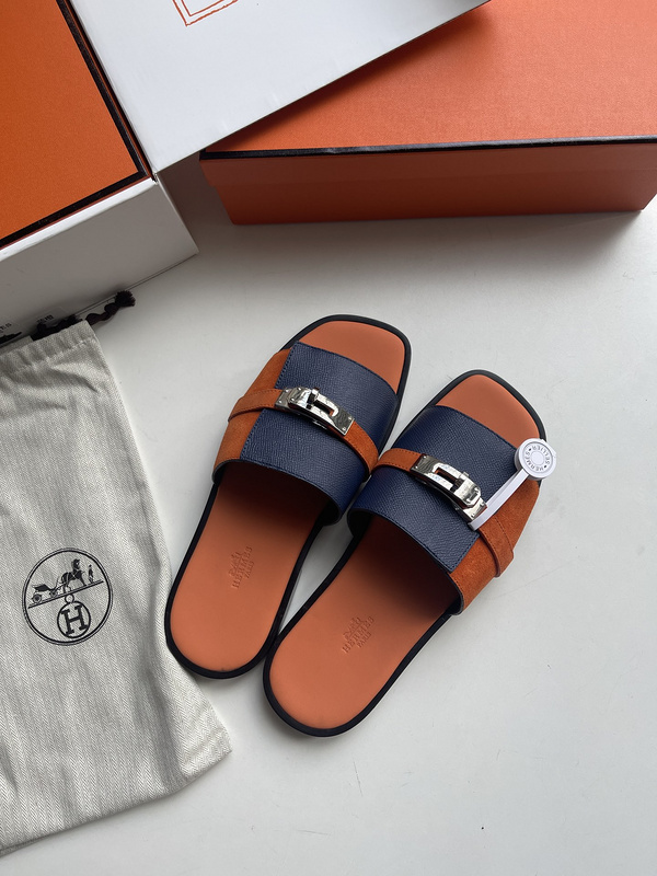 Gabriel sandal