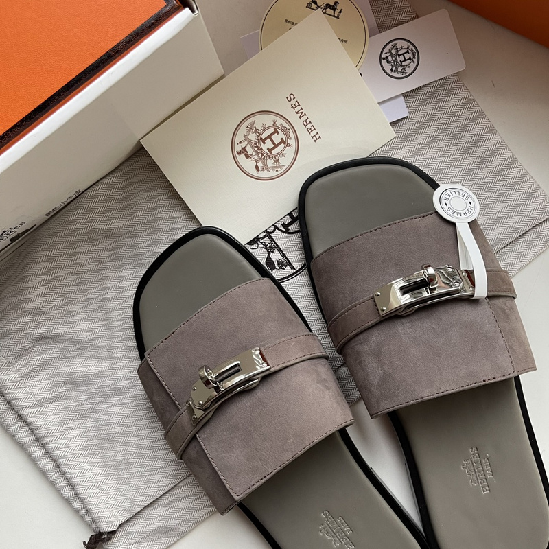 Gabriel sandal