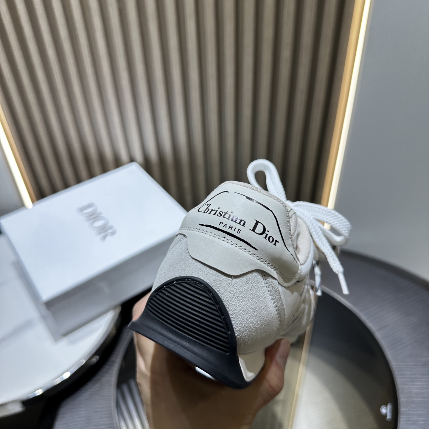 DIOR SNEAKER