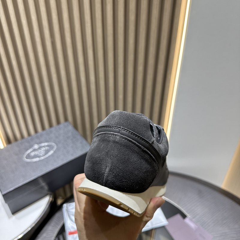 Prada Sneaker