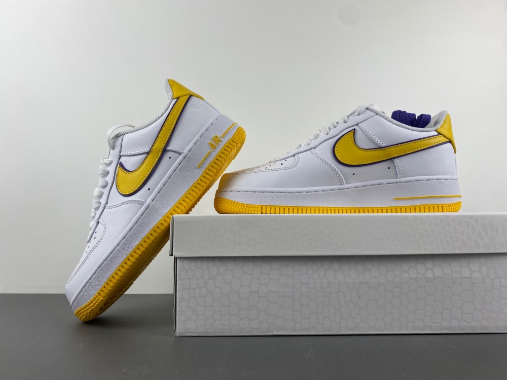 Kobe Bryant x Nike Air Force 1 Low FZ1151-100