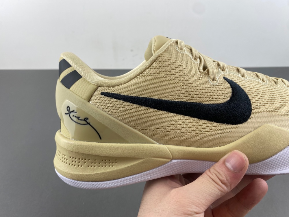 Nike Kobe 8 Protro “Champagne Gold”HM6469-701
