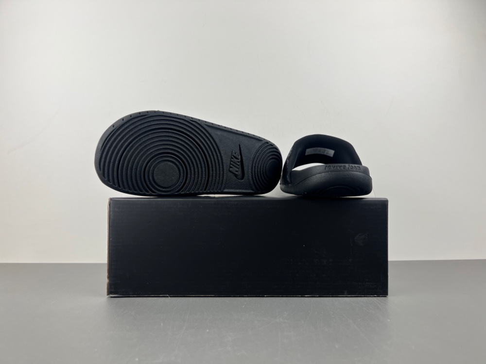 Kobe Offcourt Slide IF2870-001