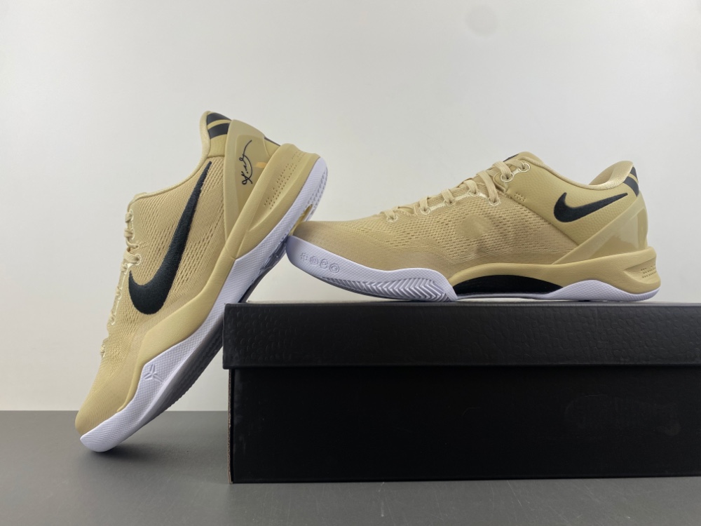 Nike Kobe 8 Protro “Champagne Gold”HM6469-701