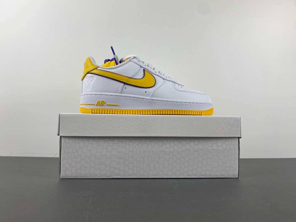 Kobe Bryant x Nike Air Force 1 Low FZ1151-100