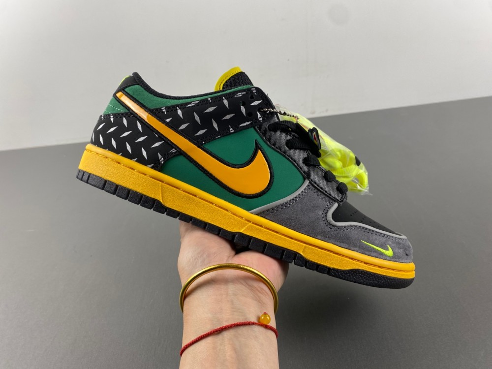 Nike Dunk Low “What The Ducks Of A Feather”HV1454-101