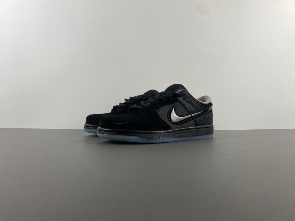 Division Street x Nike Dunk Low Lux “Oregon Black”HV1470-001