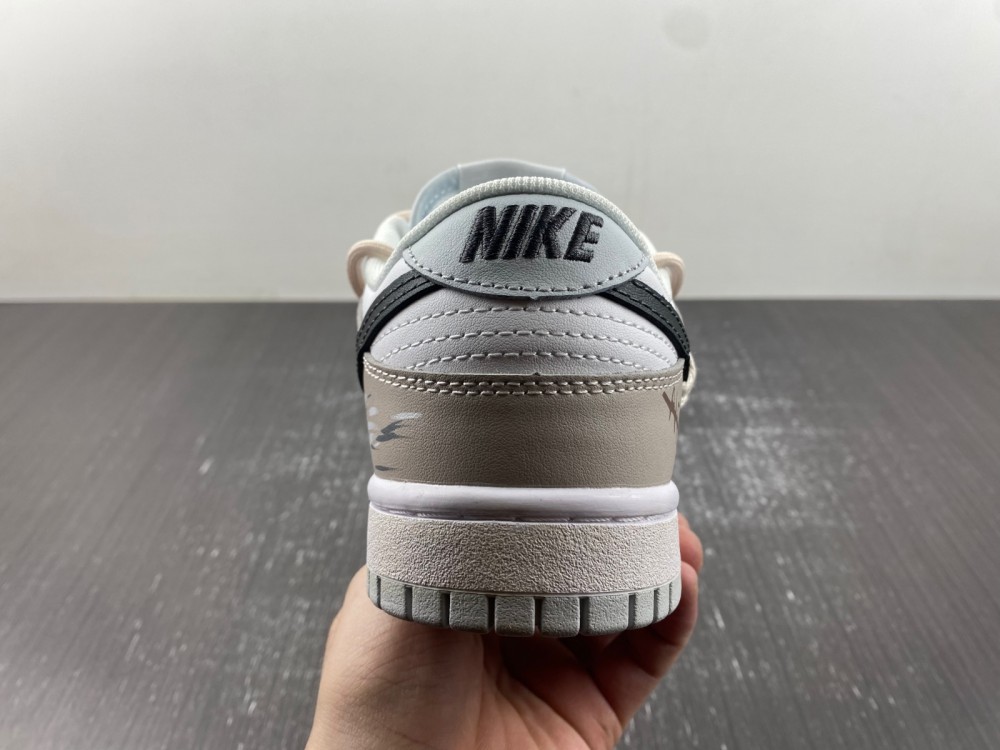 Nike Dunk Low DV0831-102