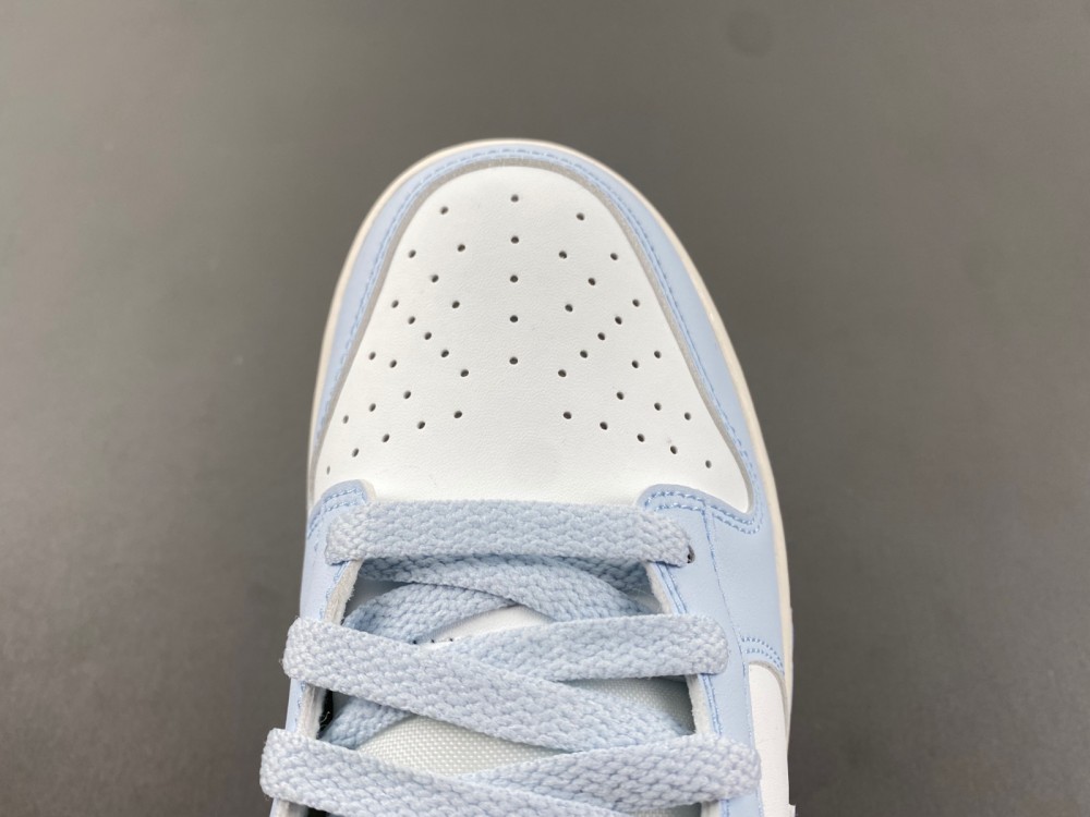 WMNS DUNK LOW NEXT NATURE 