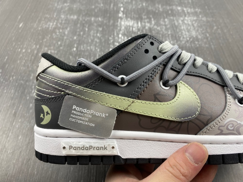 Nike Dunk Low MOON DV0831-104