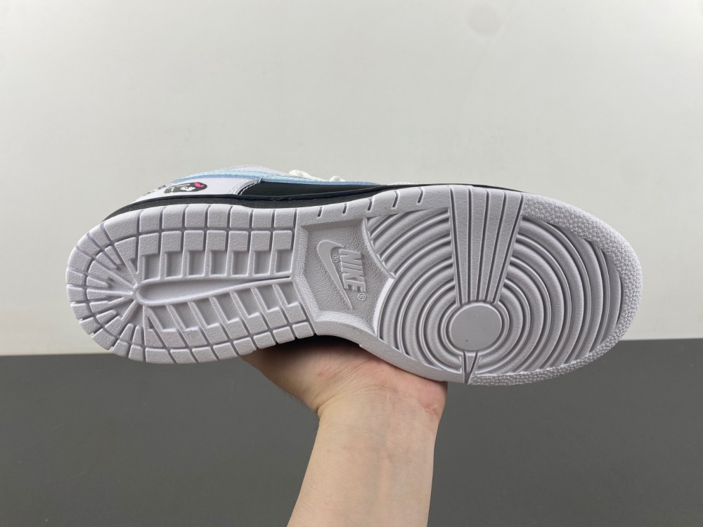 Nike Dunk Low “Reverse Panda FD9064-011