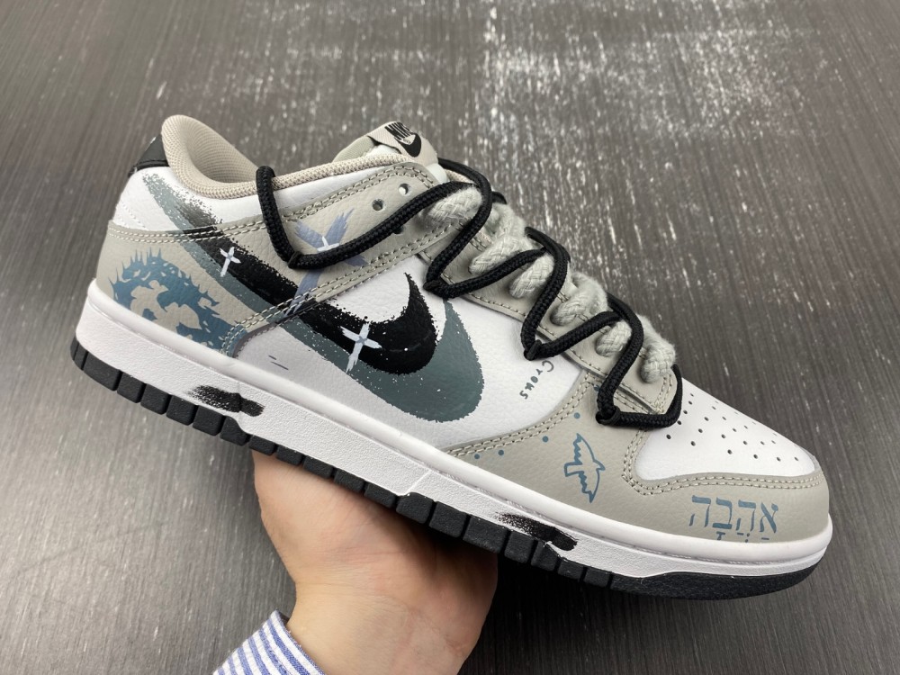 Nike SB Dunk Low FD0661-100