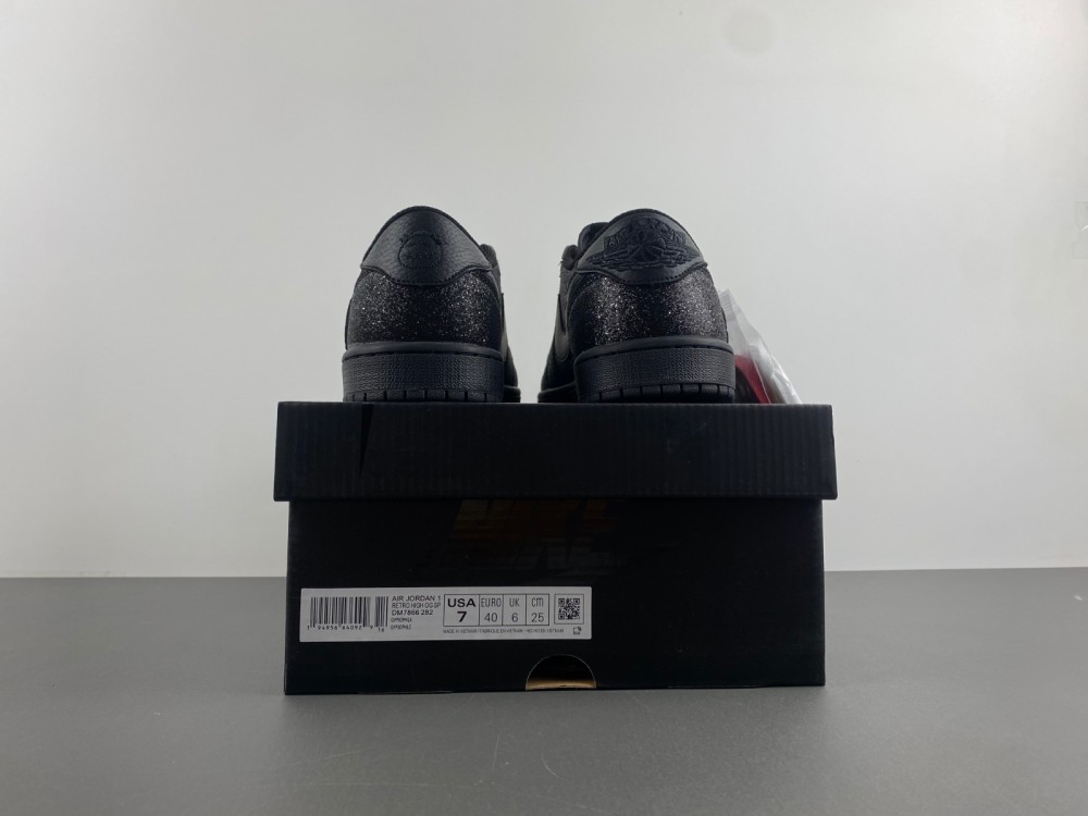 Travis Scott x Air Jordan 1  DM7866--282