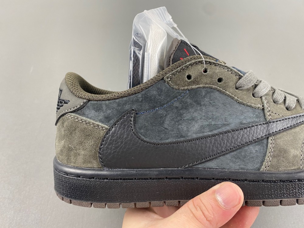 Travis Scott x Air Jordan 1 Low CQ4277-111