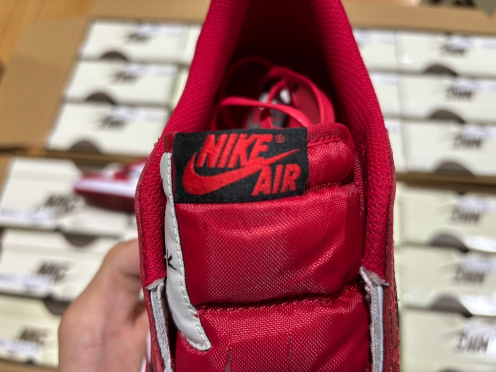 Travis Scott x Air Jordan 1 Low DM7866-101