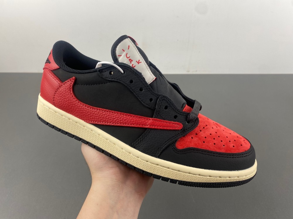 Travis Scott x Air Jordan 1 Low DM7866-061