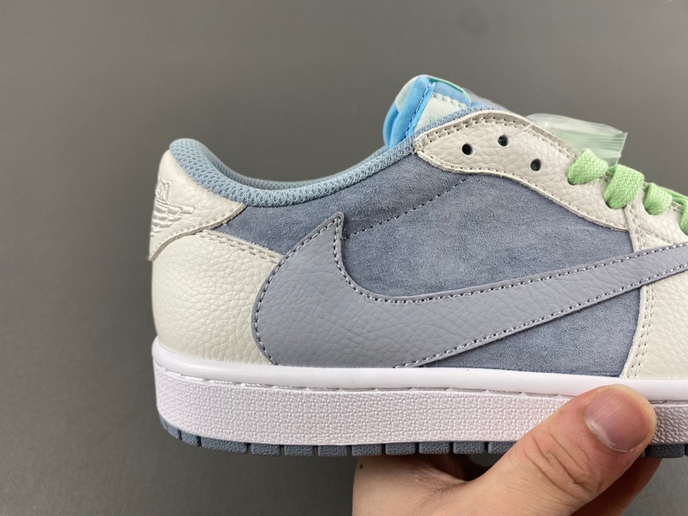 Travis Scott x Air Jordan 1 DM7866-888