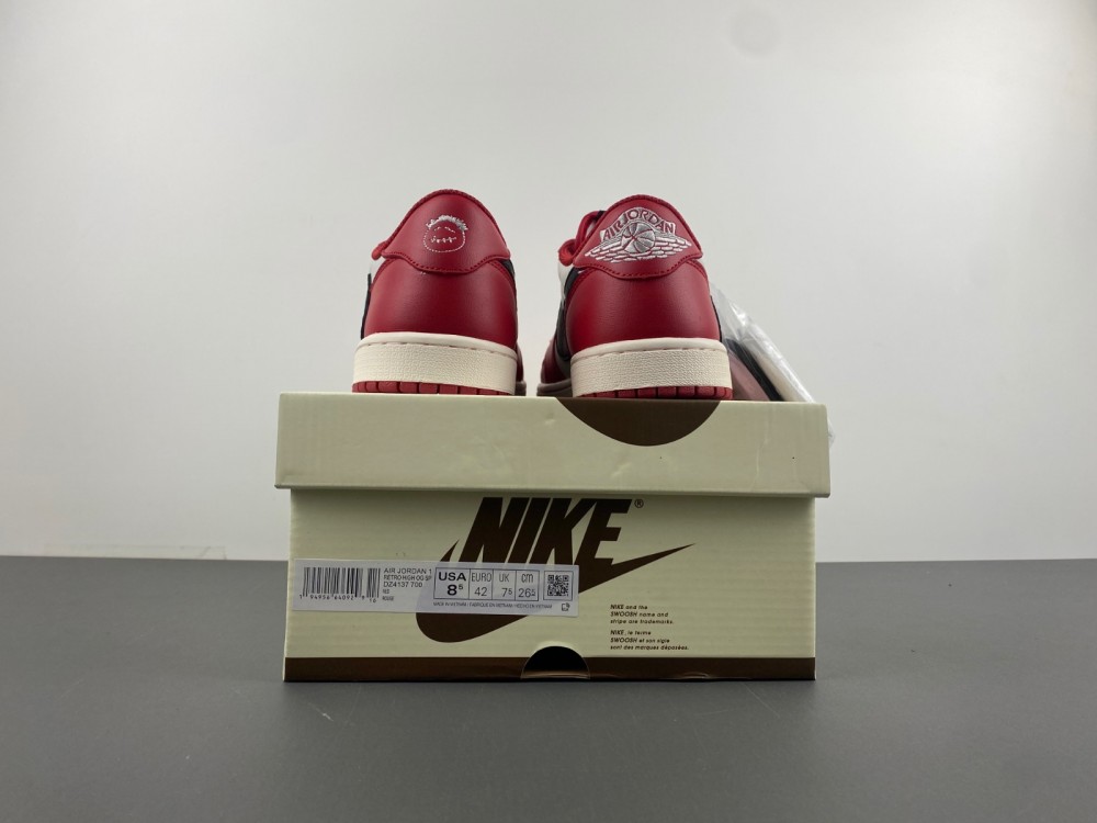 Travis Scott x Air Jordan DZ4137-700