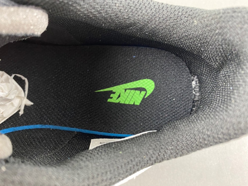 Nike Travis Scott HQ3061-104