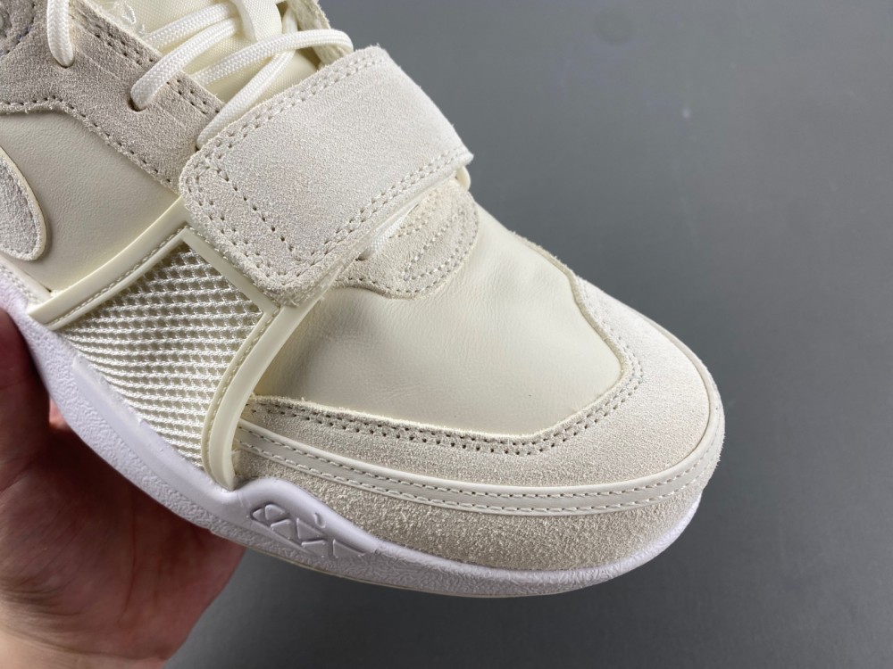 Travis Scott x Nike Zoom Field HQ3061-100