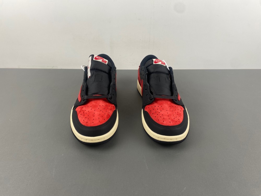 Travis Scott x Air Jordan 1 Low DM7866-061