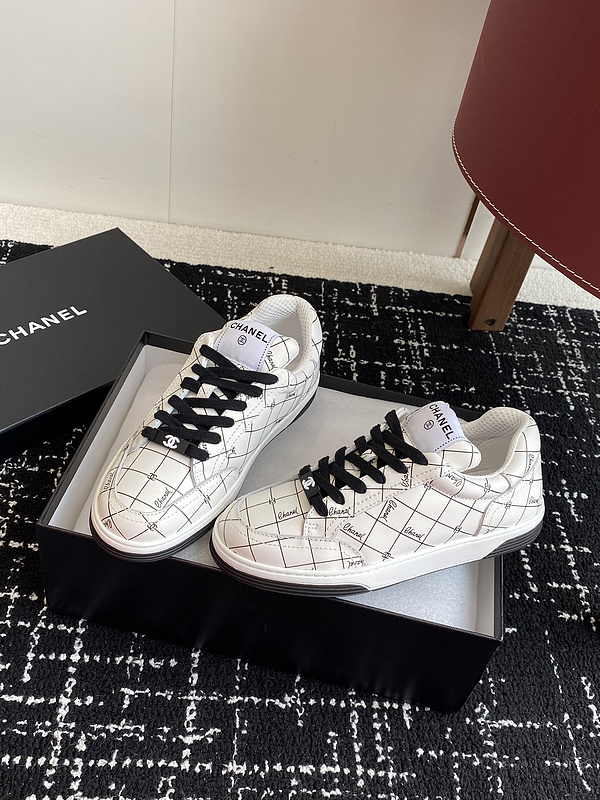 Chanel Sneaker