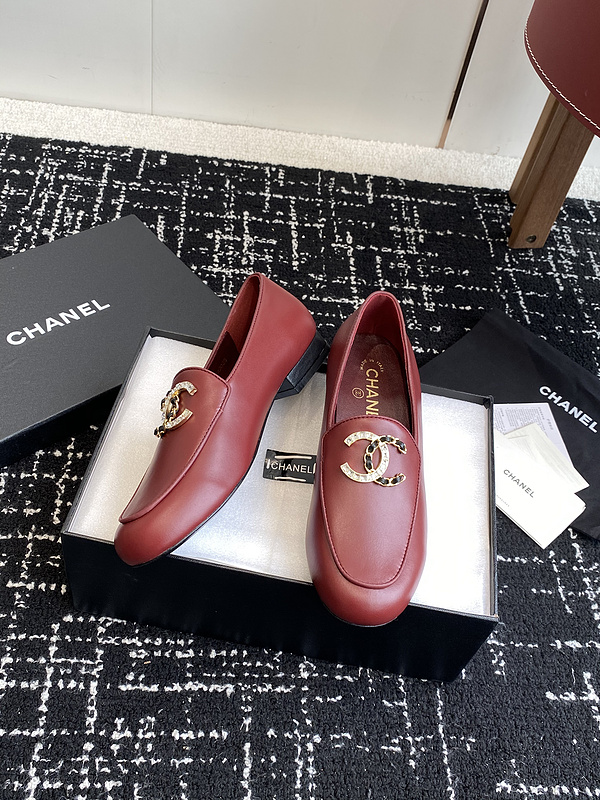 Chanel  Leather CC Logo Loafers