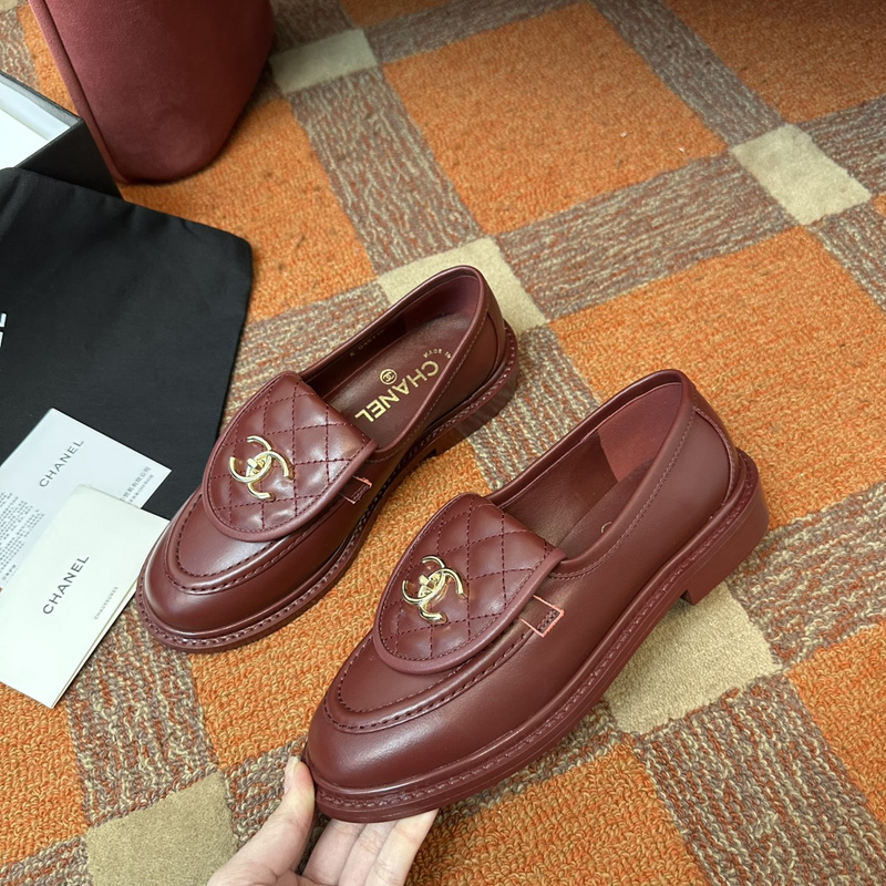 Chanel Leather CC Logo Loafers