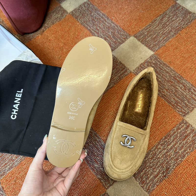 Chanel  Suede  loafers