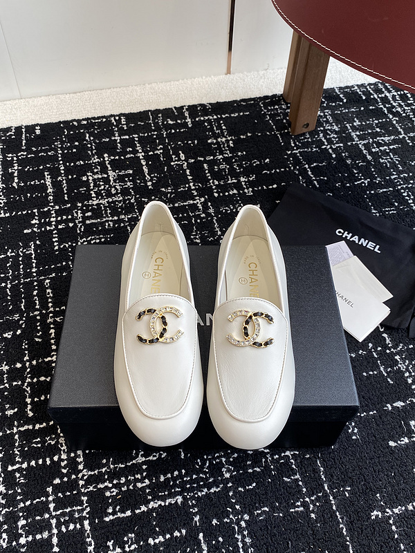 Chanel  Leather CC Logo Loafers