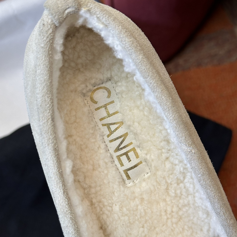 Chanel  Suede  loafers