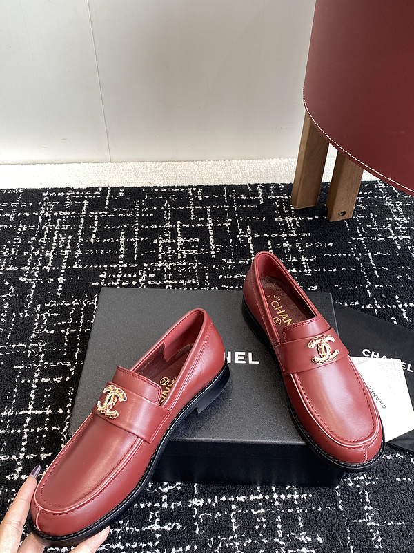 Chanel Leather CC Logo Loafers