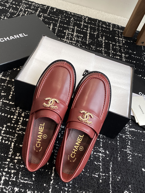 Chanel Leather CC Logo Loafers