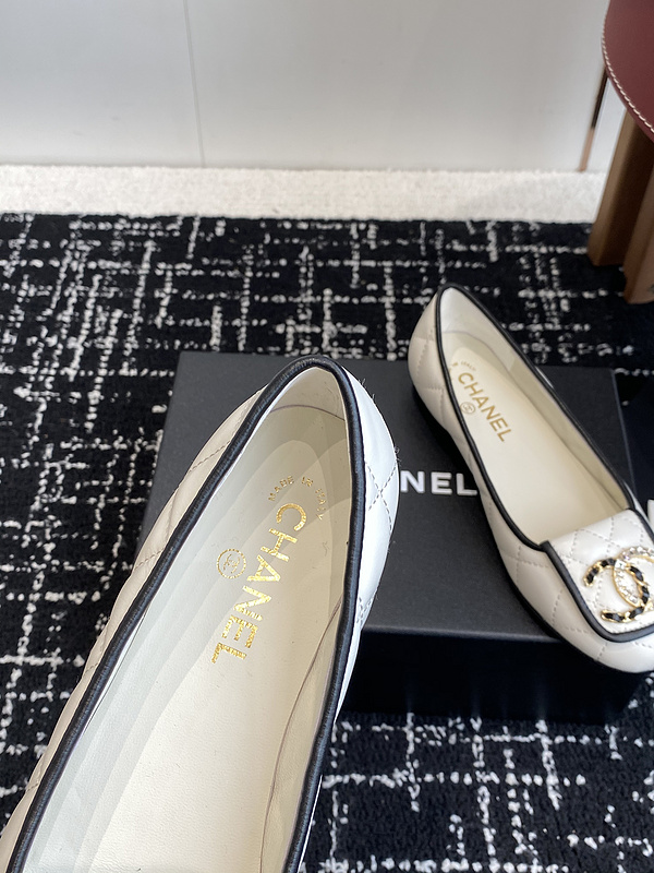 Chanel  Leather CC Logo Loafers