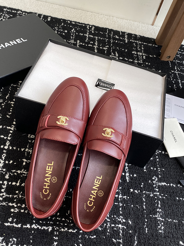 Chanel  Leather CC Logo Loafers