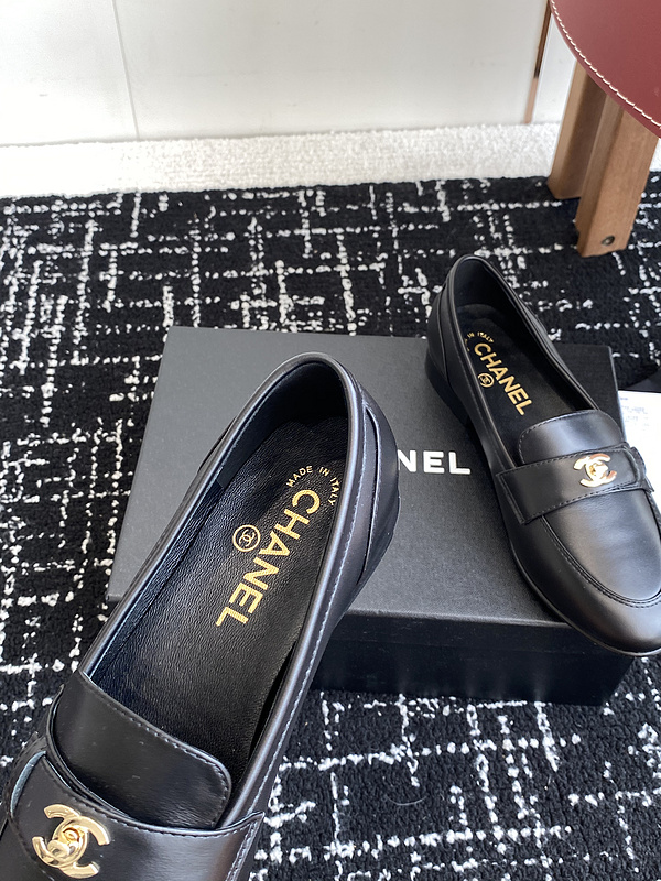 Chanel  Leather CC Logo Loafers