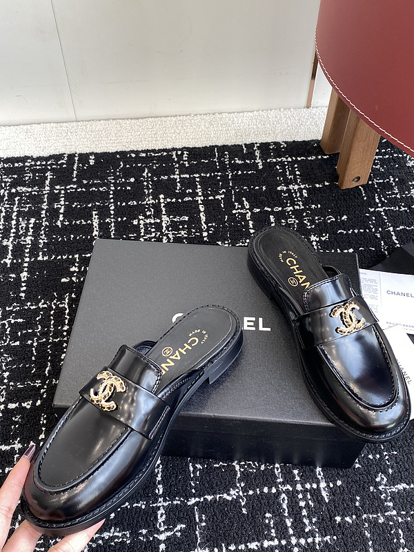 Chanel Slippers