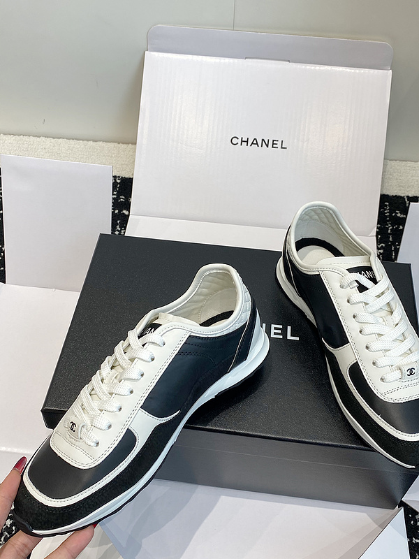 Chanel Sneaker