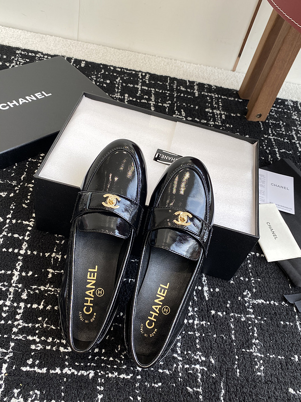 Chanel  Leather CC Logo Loafers