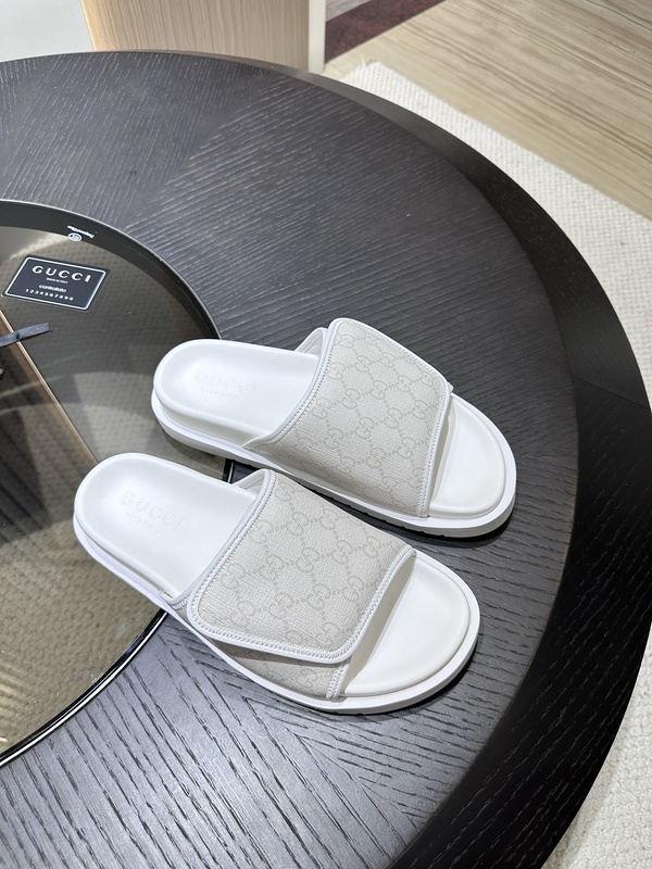 GUCCI  SLIDE
