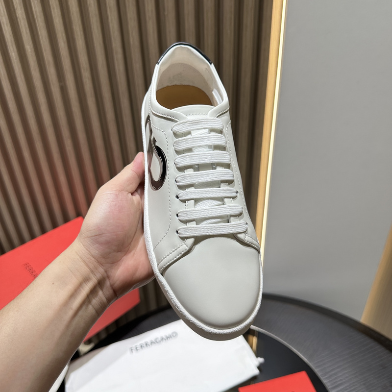 Ferragamo Gancini Sneakers