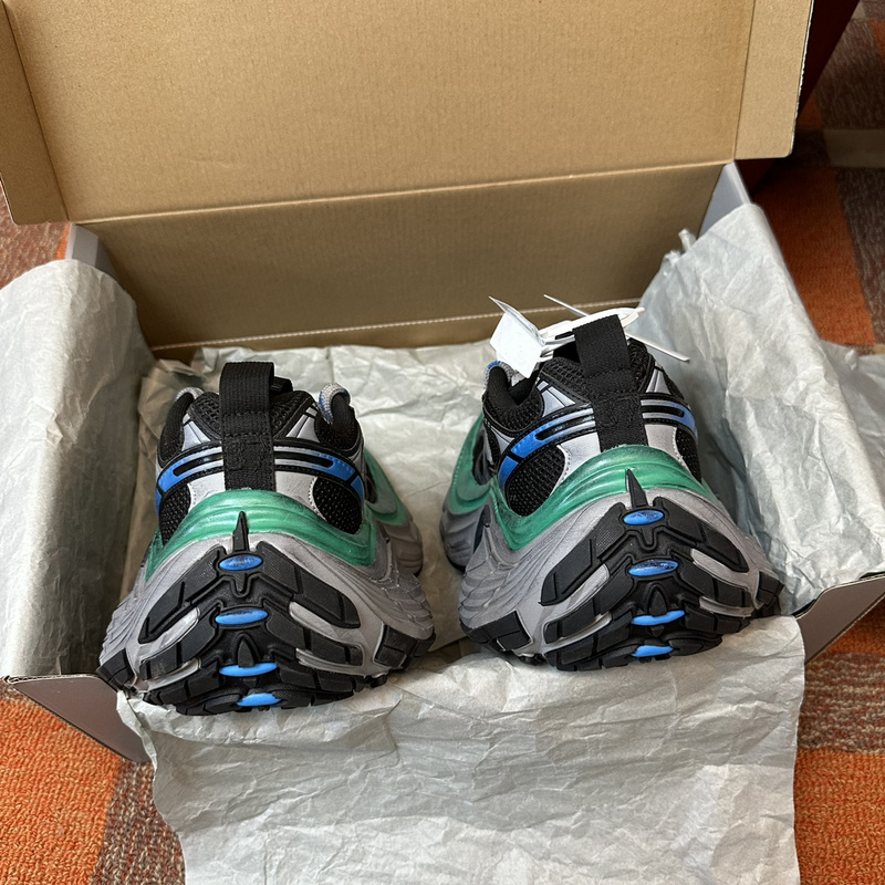 Balenciaga 10XL Sneaker