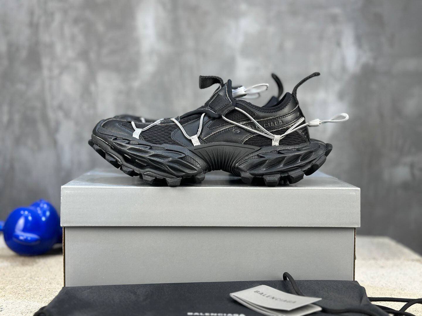 Balenciaga Hike sneaker